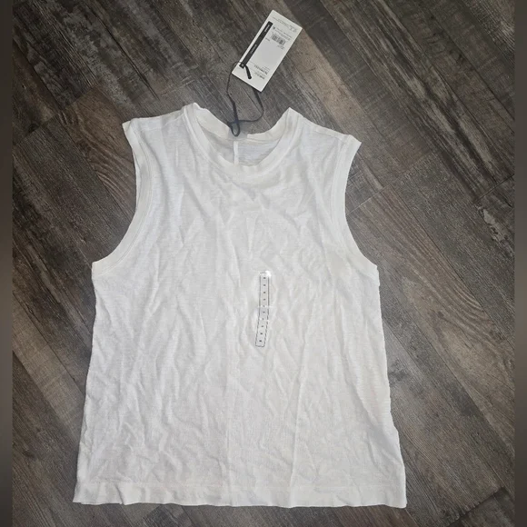 NWT Women's Calia White Sleeveless Muscle Tank Top Size: Medium - Picture 1 of 6